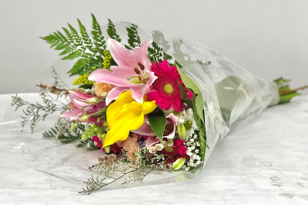 [Large] Florist's Choice: Mixed Flower Bouquet