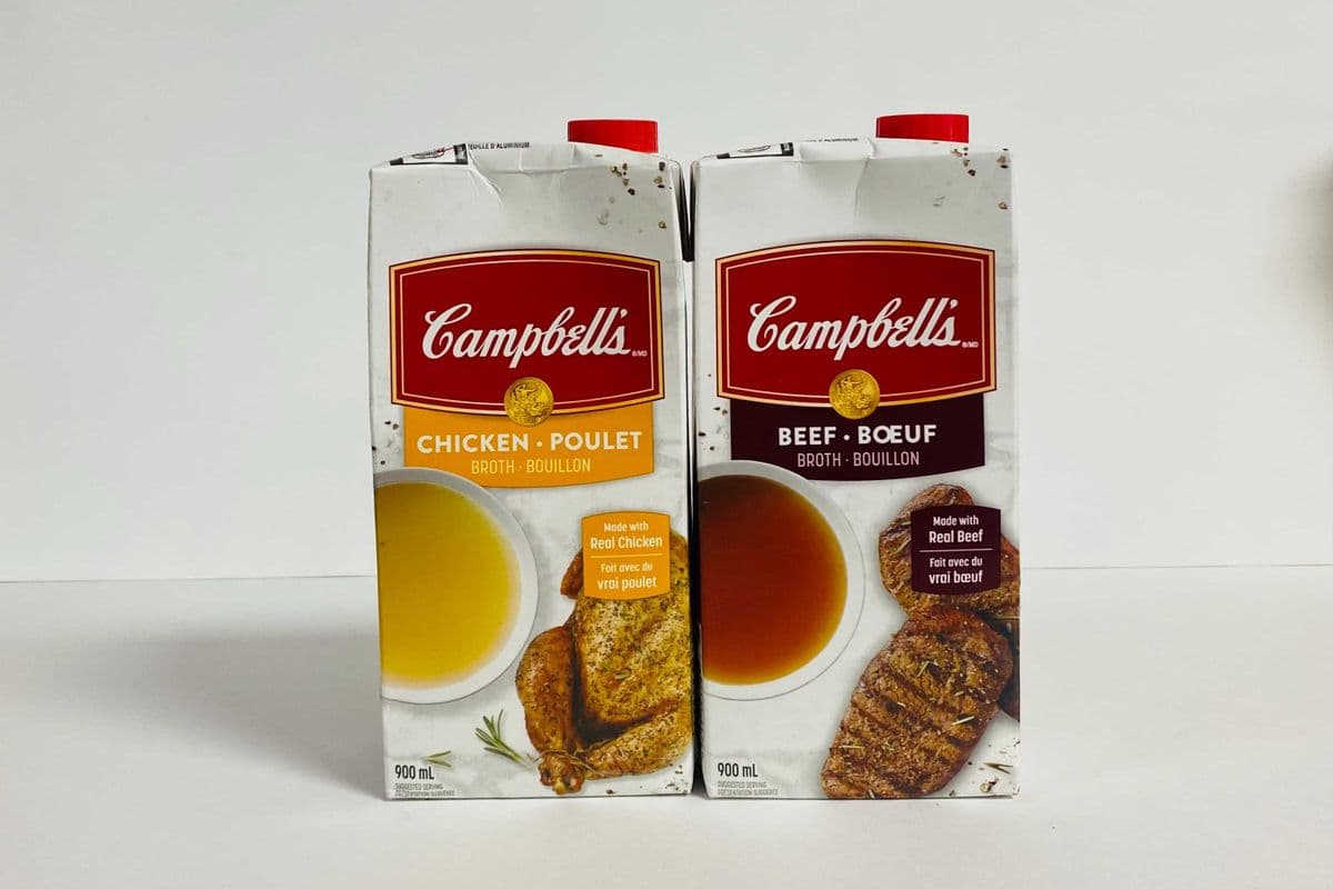 Campbells Broth (900Ml)