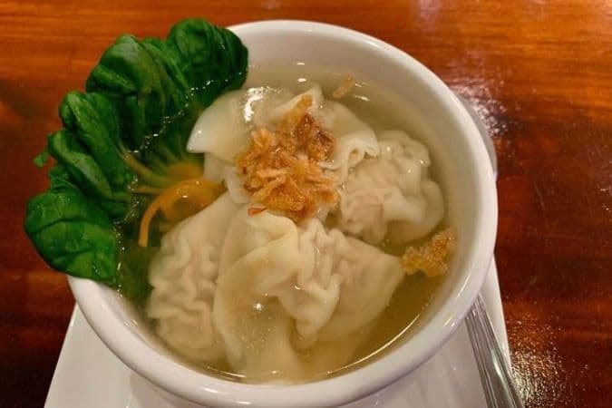 Soupe wonton au Poulet et aux crevettes