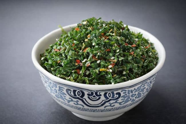 67a. Épinards croustillants / Crispy spinach