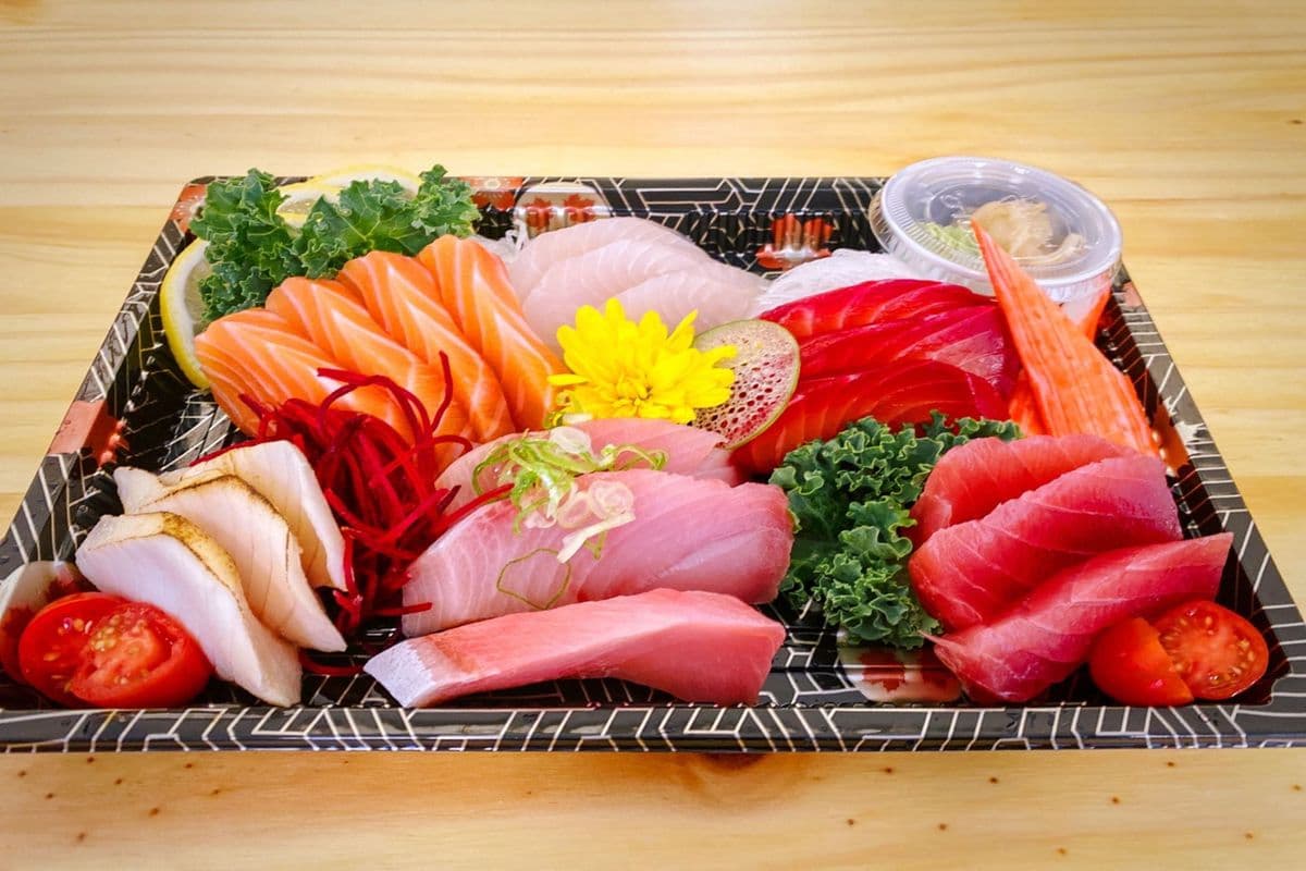 16 Sashimi (16 pcs)