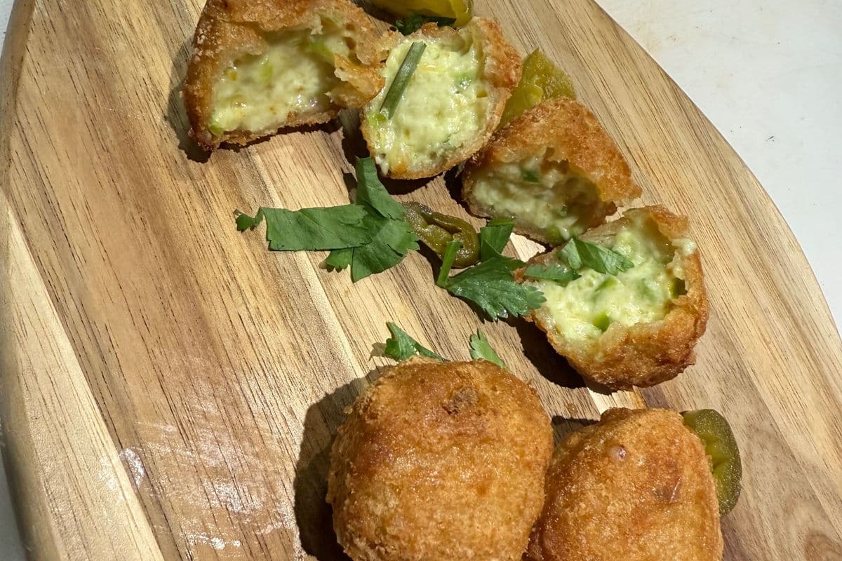 Jalapeno Cheese Poppers