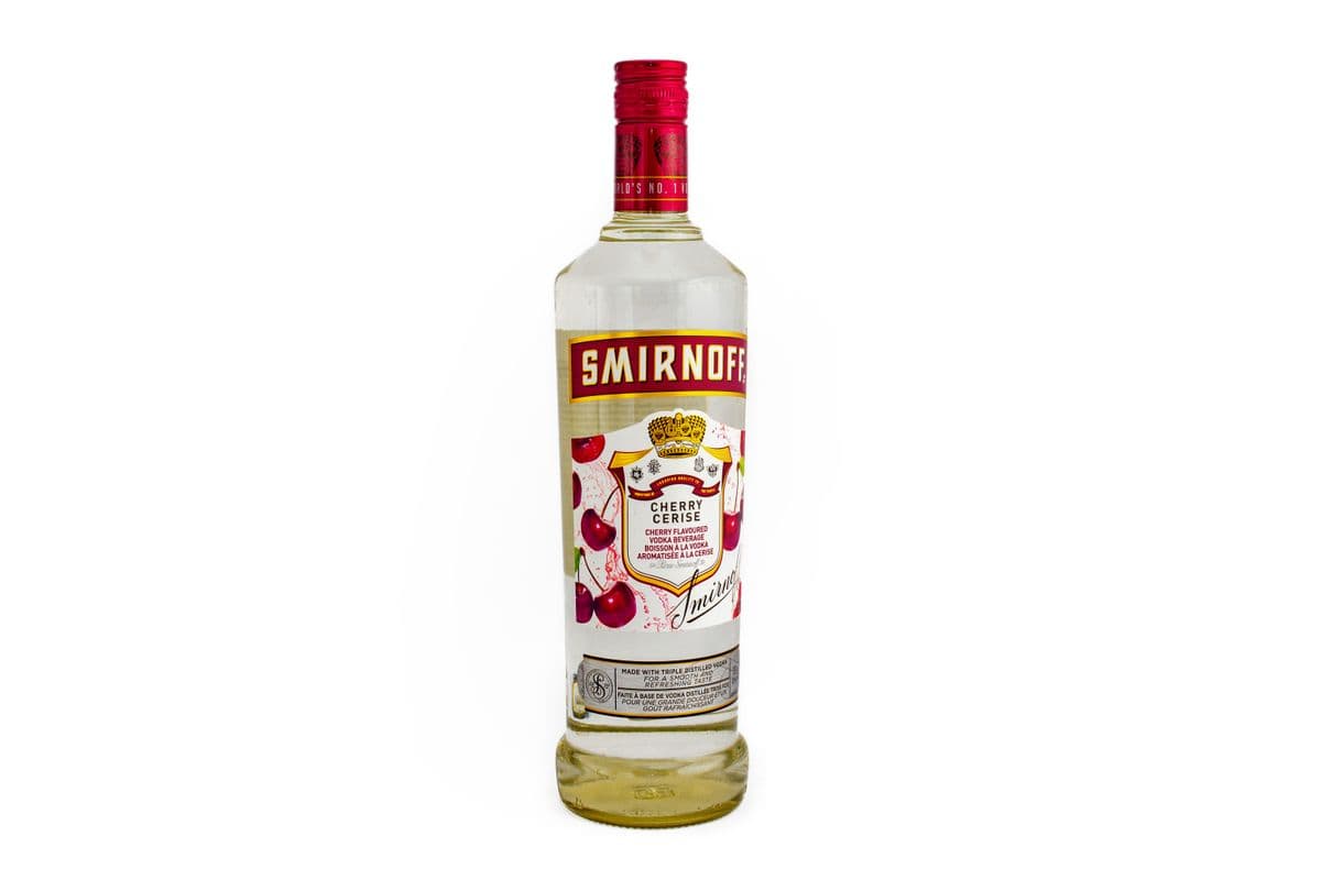 Smirnoff Cherry (750 ml) (1 x 750)