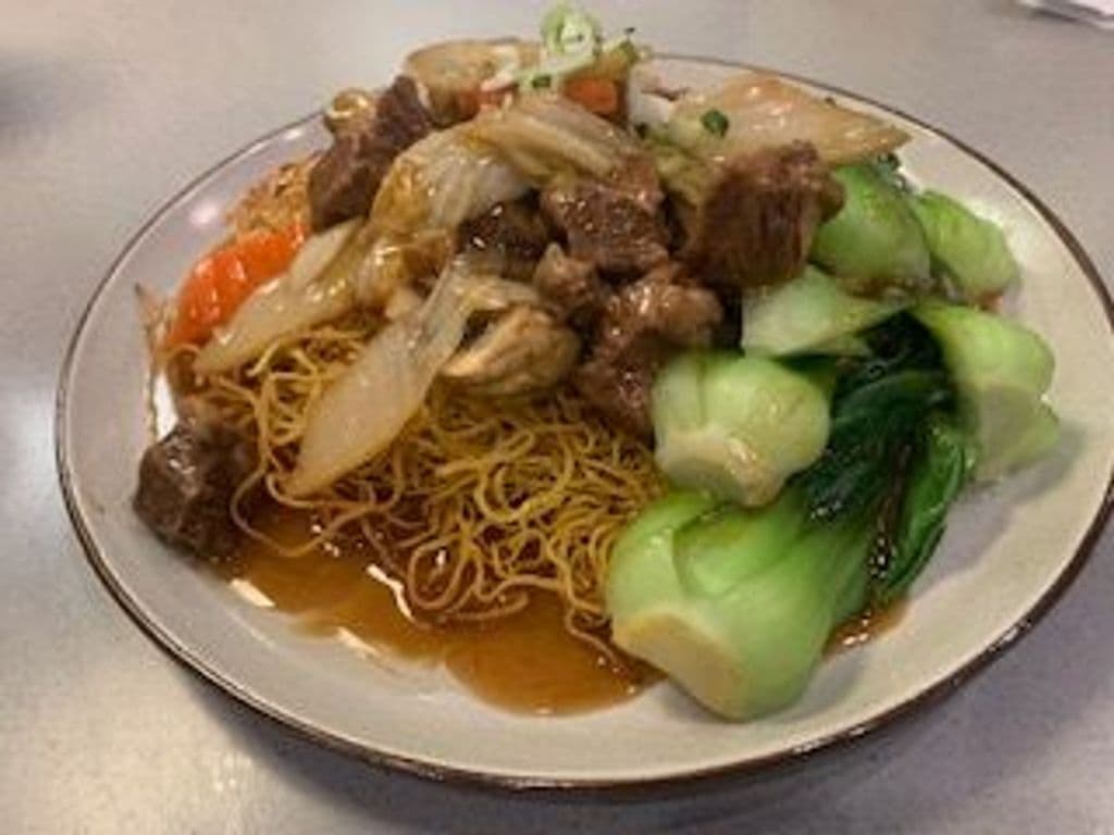D4Crispy Noodle wh Beef Briske D4牛腩炒麵