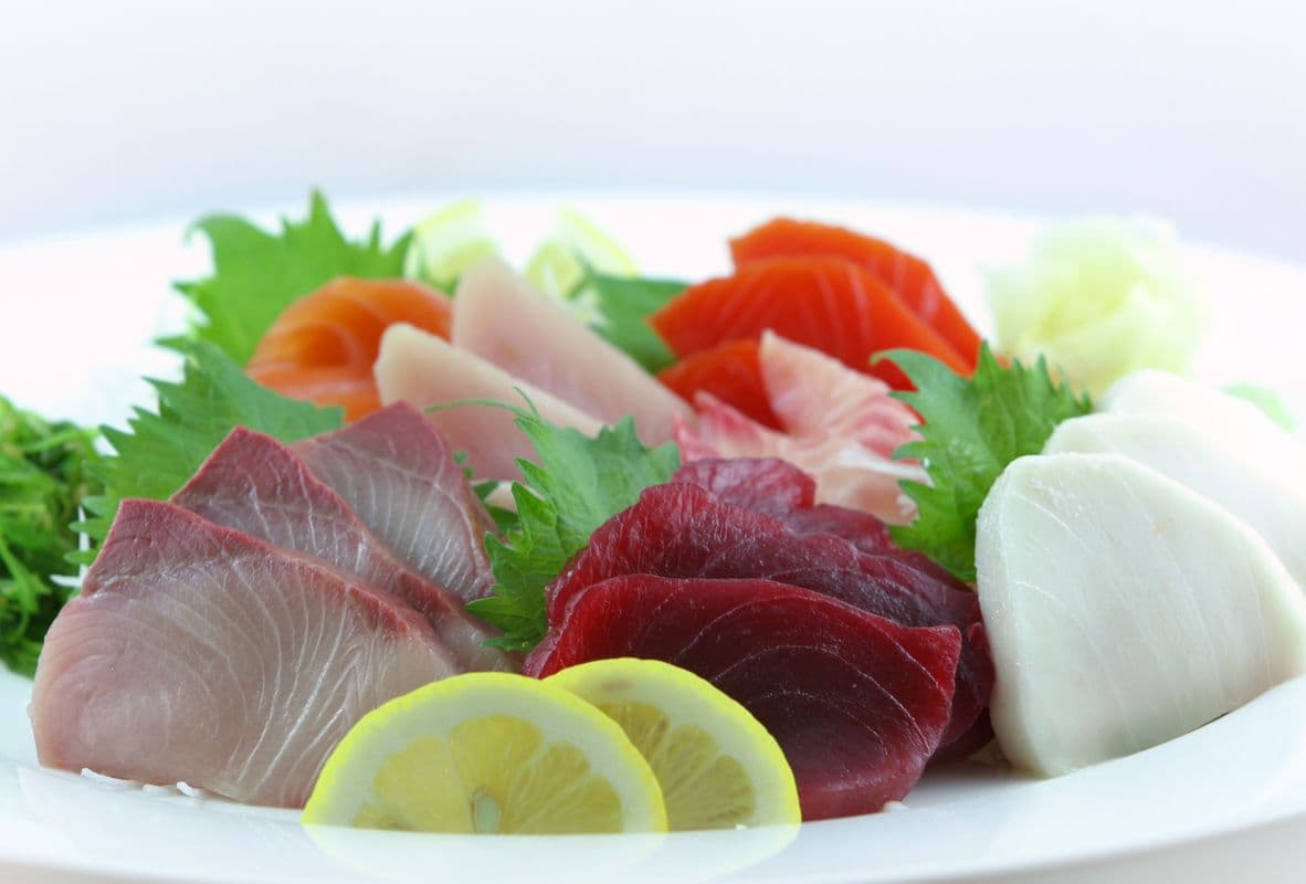 Deluxe Sashimi (21 pcs)