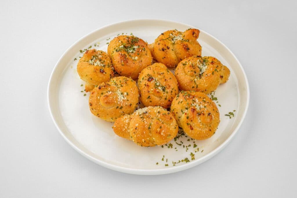 Garlic Knots (10 pcs)