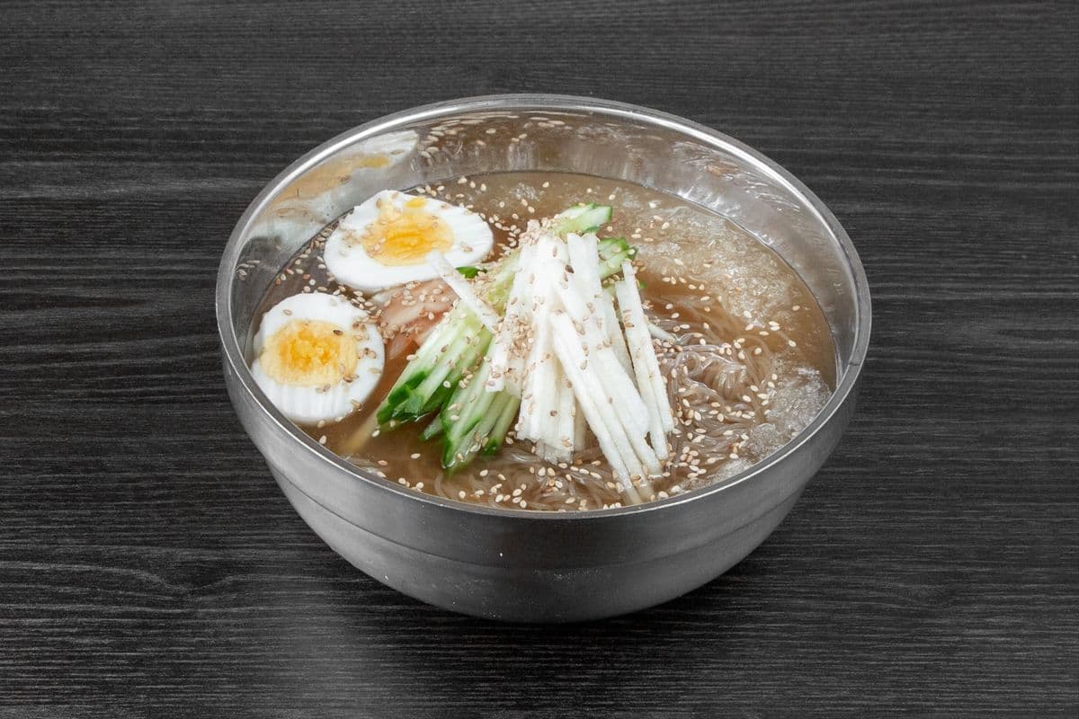 N4. Mool Nengmyun