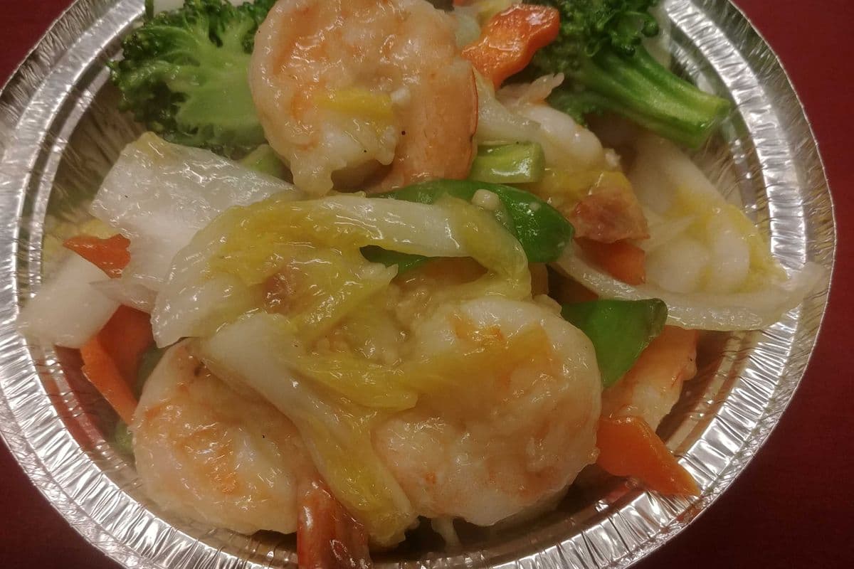 25. Crevettes aux légumes / Shrimps Sauteed with Vegetables