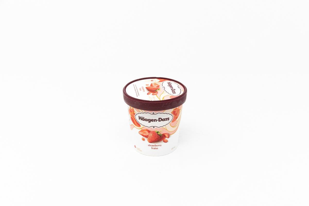 Haagen-Dazs Strawberry Ice Cream (500 ml)