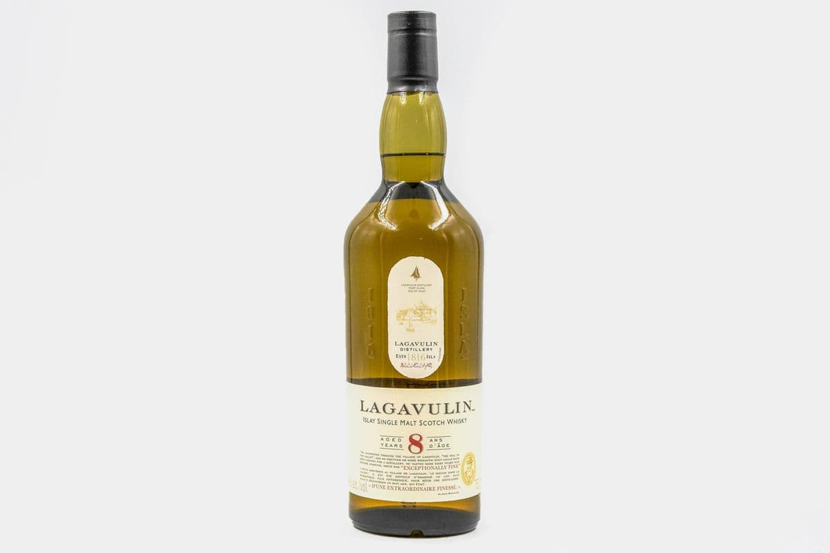Lagavulin 8 Year Old (1 x 750mL)