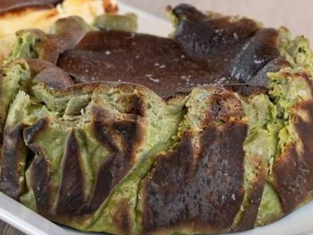 Matcha Burnt Top Cheesecake