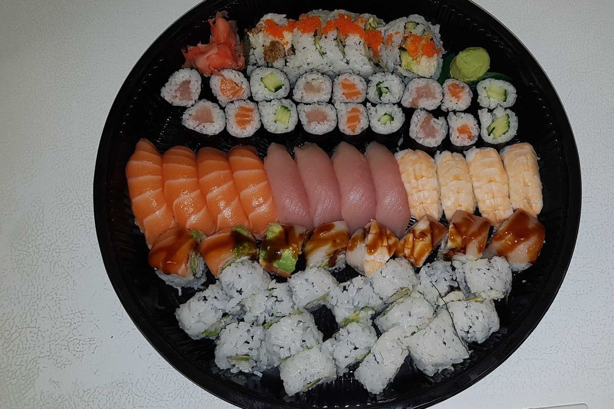 Sushi Party Tray