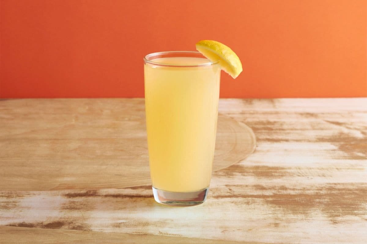 House-made Lemonade (473 ml)