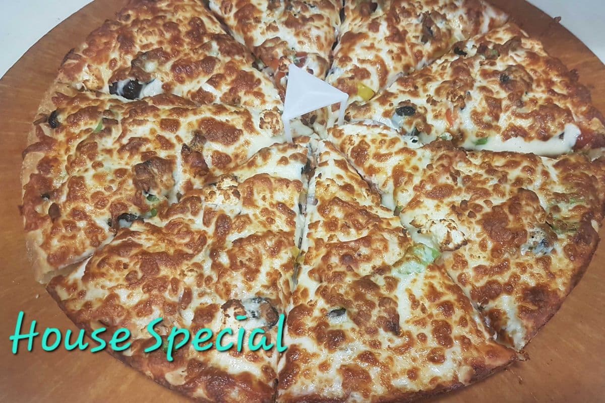 10" Europa House Special Pizza