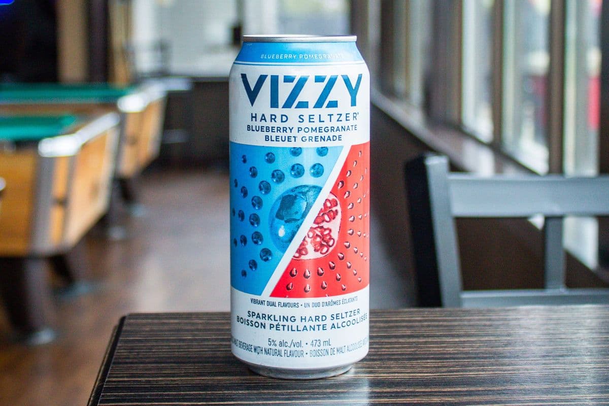 Vizzy Blueberry Pomegranate (1 x 473ml)