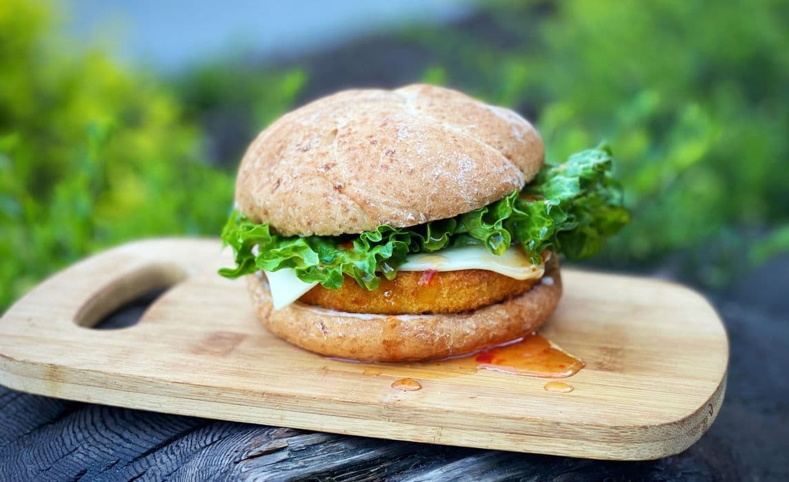 Sweet Chilli Crispy ChickUN Burger
