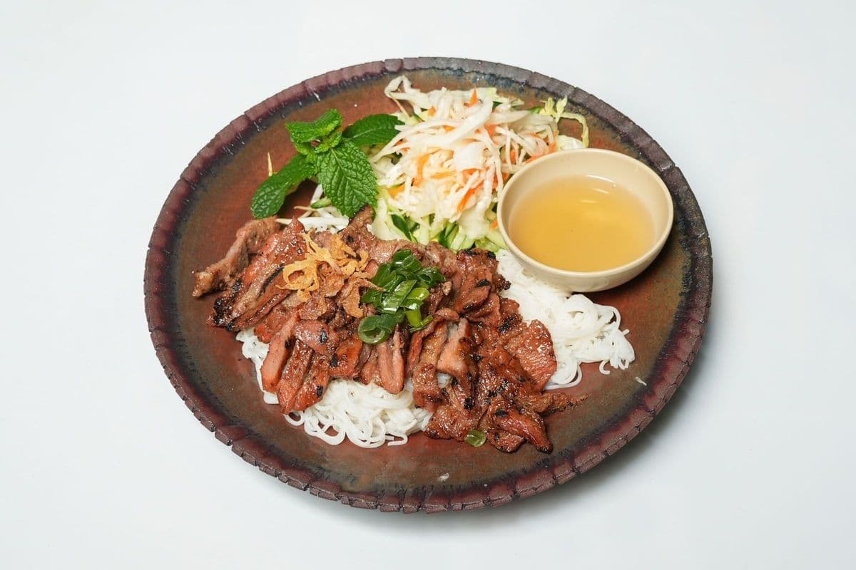 501. Grilled Meat Vermicelli (Bun 1 Loại)
