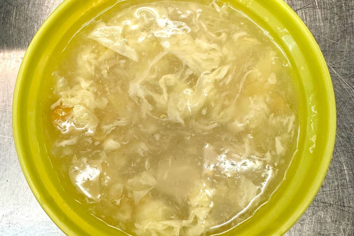 S6. Soupe au poulet haché et maïs sucré / Minced Chicken and Sweet Corn Soup