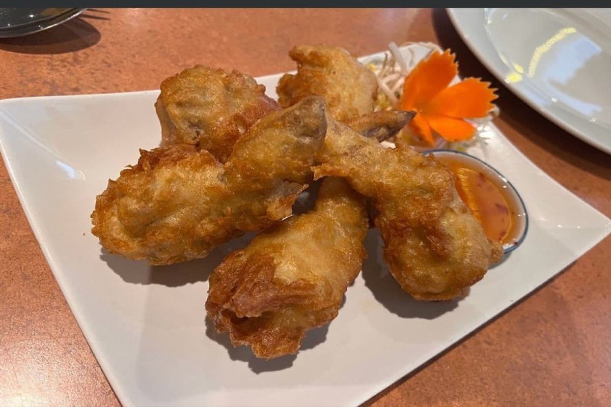 A7. Stuffed Chicken Wings (5 pcs)