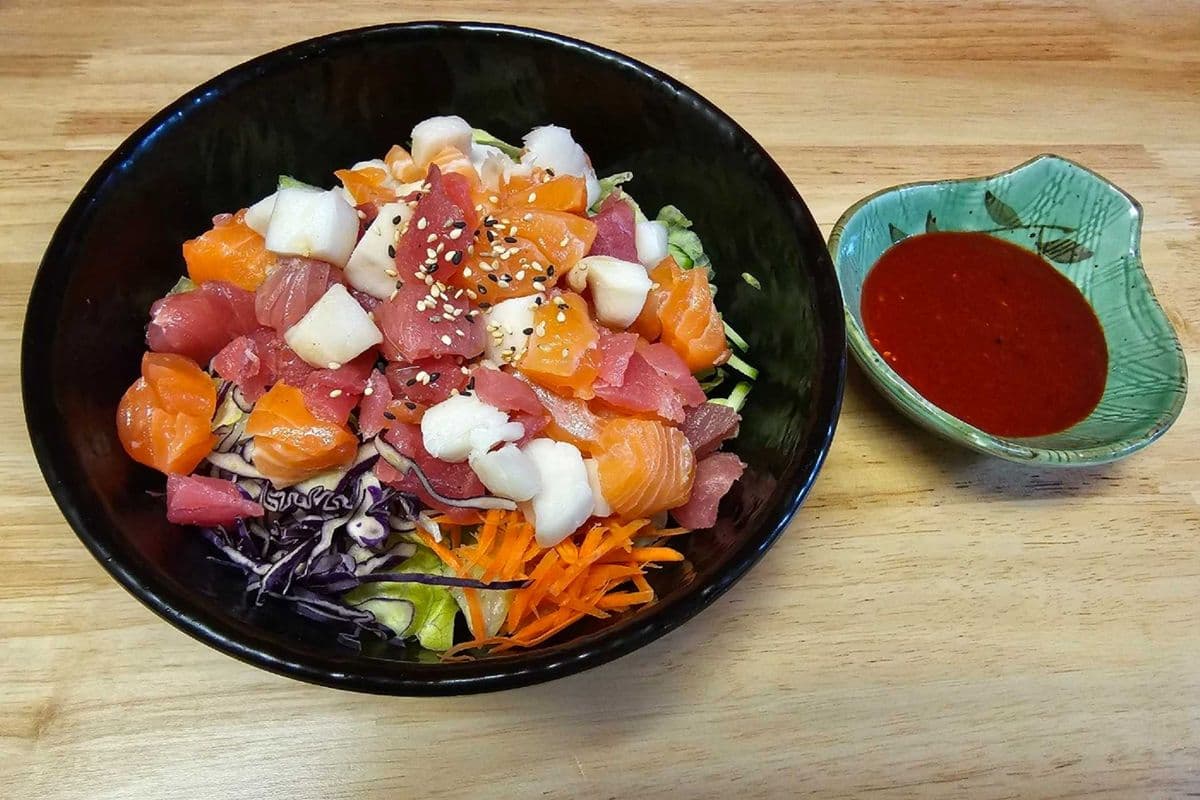 SM1. Spicy Sashimi Rice Bowl