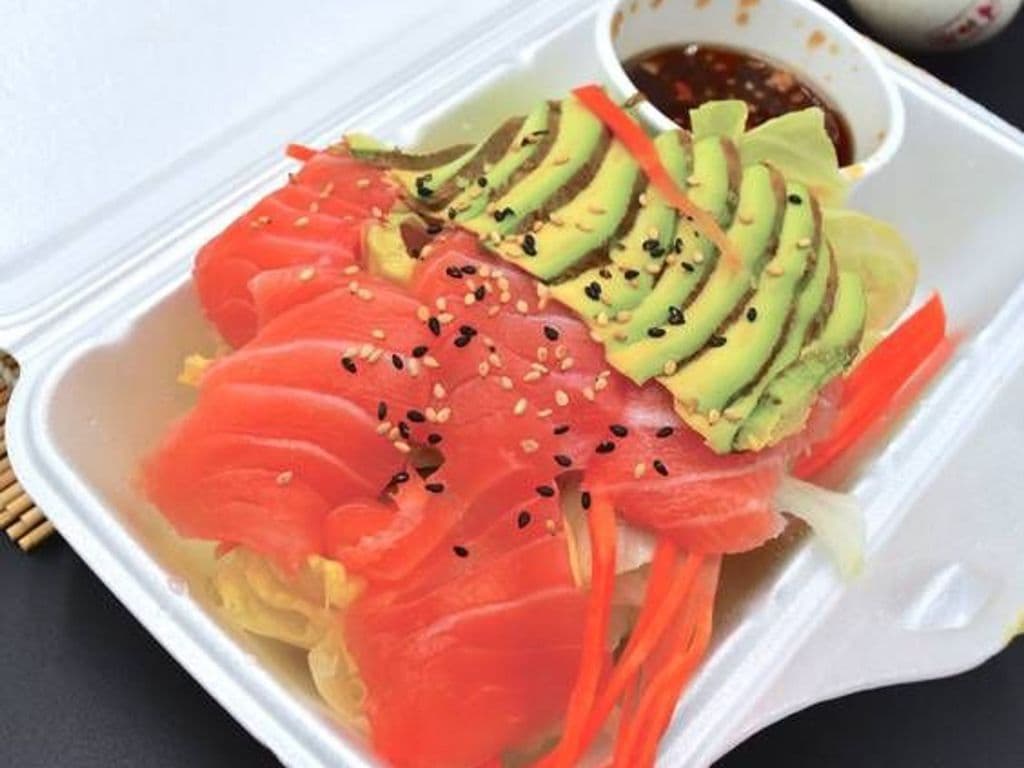A17 Salmon Avocado Salad