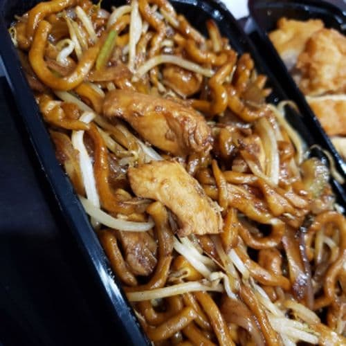 Oriental Chow Mein / 鸡片炒上海面