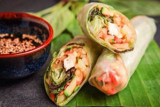 2. Shrimp or Vegetarian Salad Rolls - Gỏi Cuốn Chay (2 pcs)