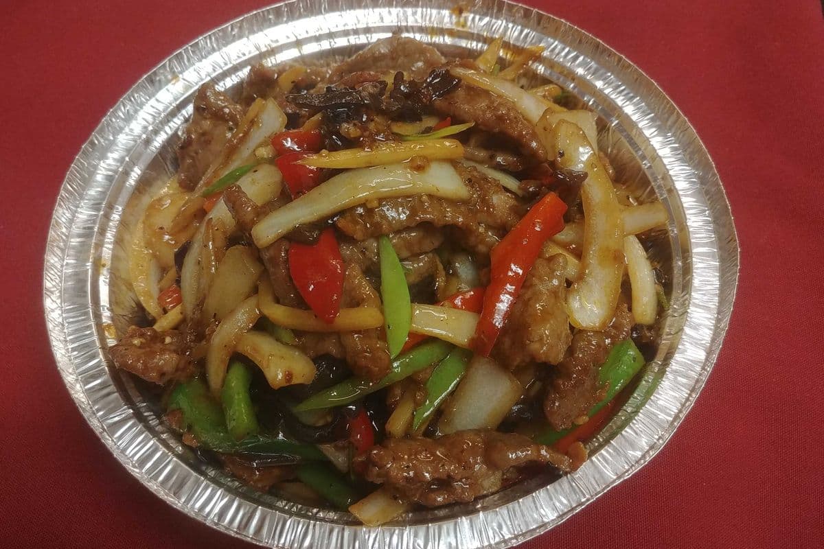 50. Boeuf grésillant / Sizzling Beef