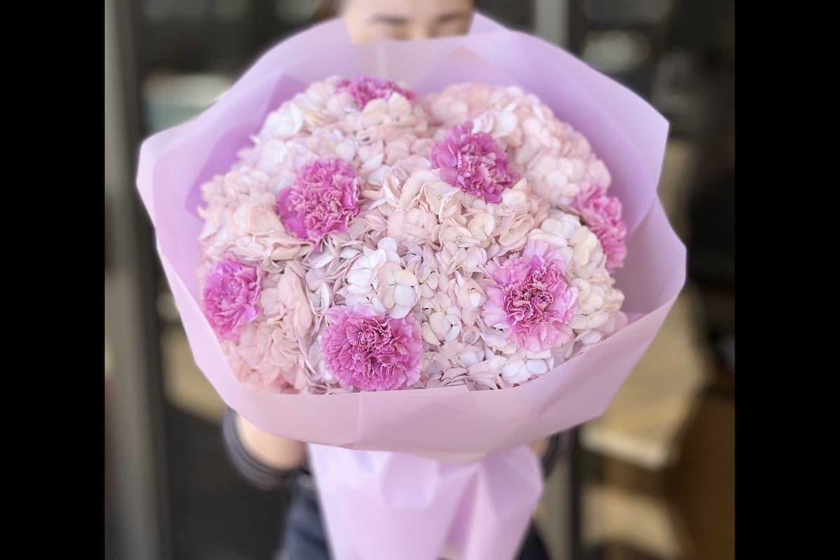 Heavenly Mood - Medium Bouquet