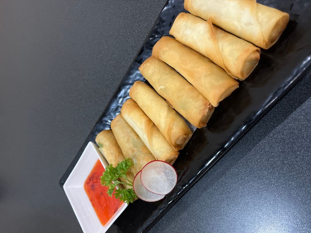 Spring Rolls (8 pcs)