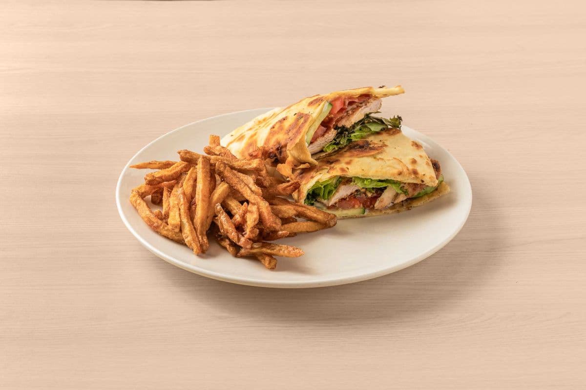 MEDITERRANEAN CHICKEN NAANWICH