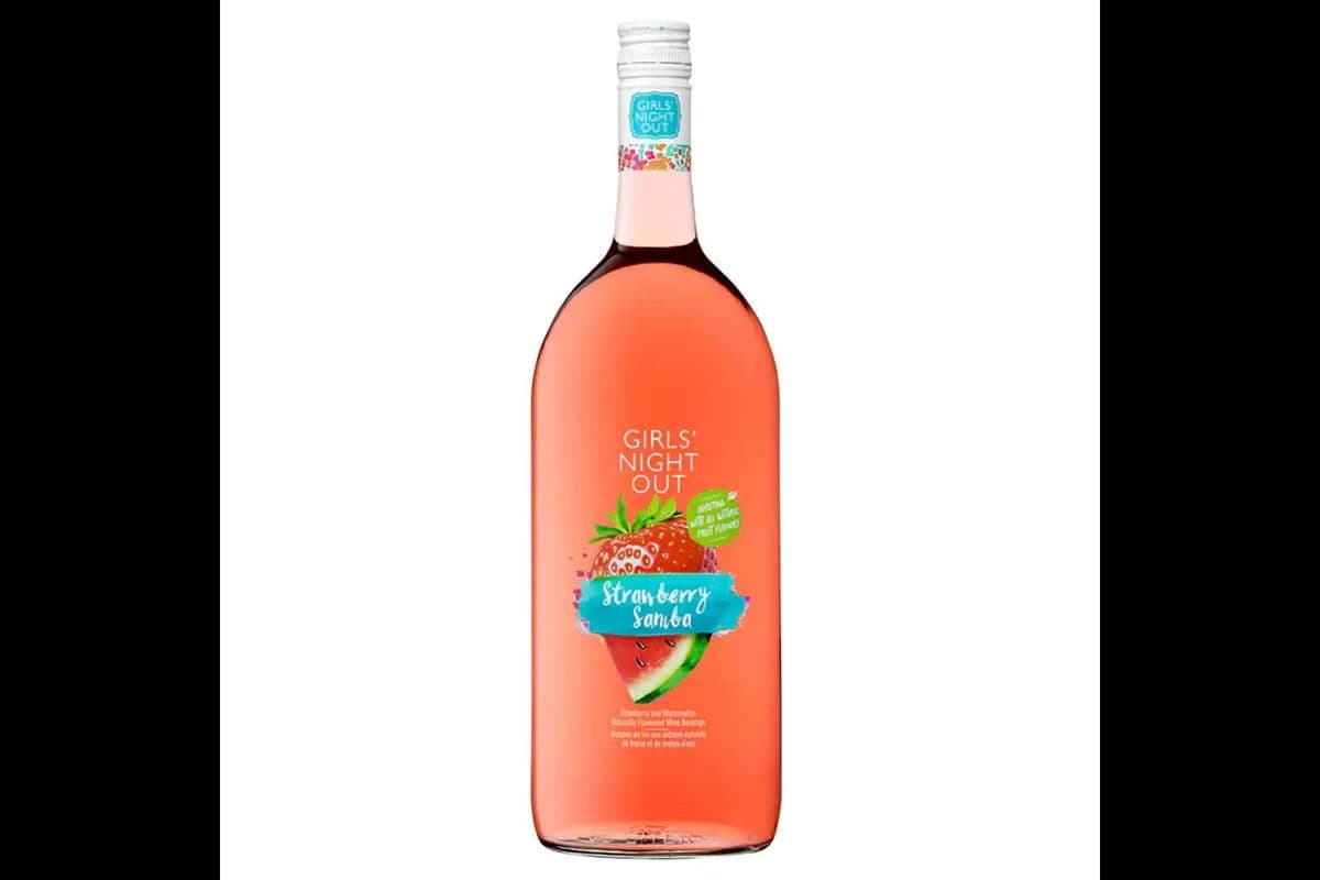 Girl's Night Out Strawberry Samba (750 ml) (1 x 750ML)