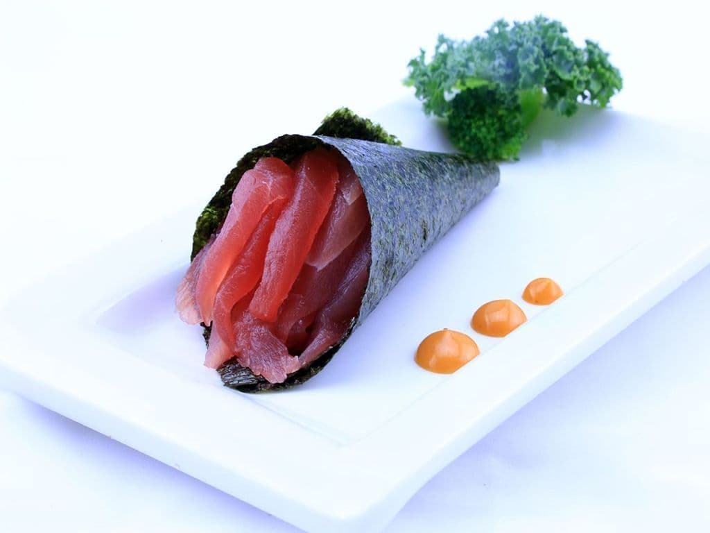 80H.Tuna Hand Roll