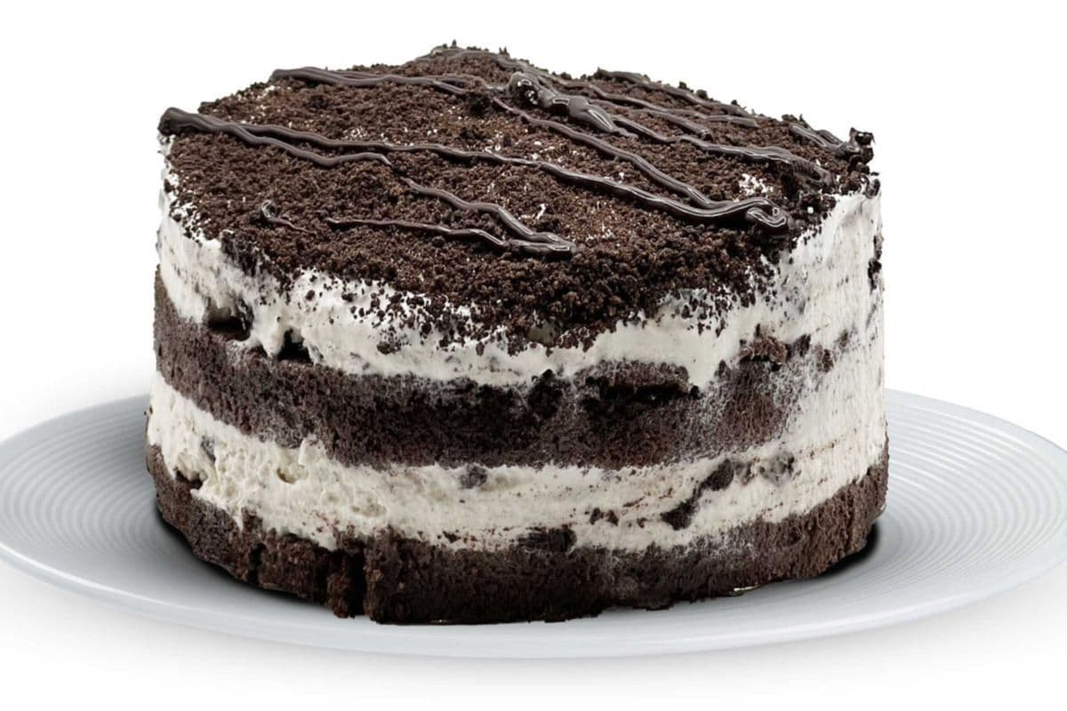 Oreo (cookies and cream) Ice Cream Cake