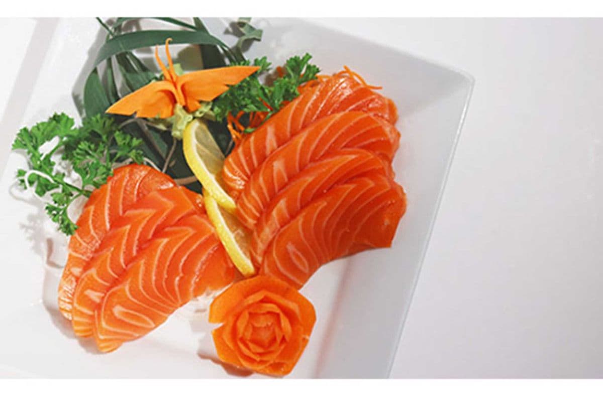 Salmon Sashimi (8pcs)