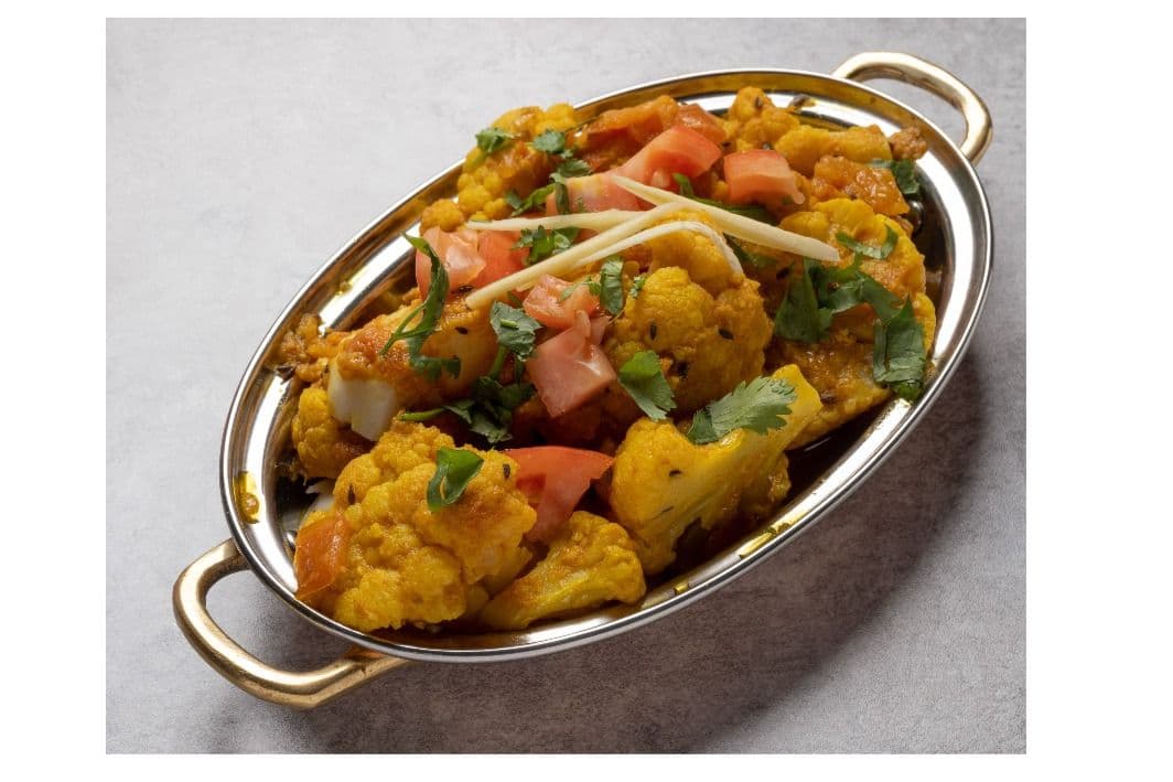Vegan Cauliflower and Potatoes Curry