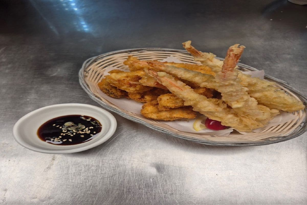 Seafood Tempura (14 pcs)