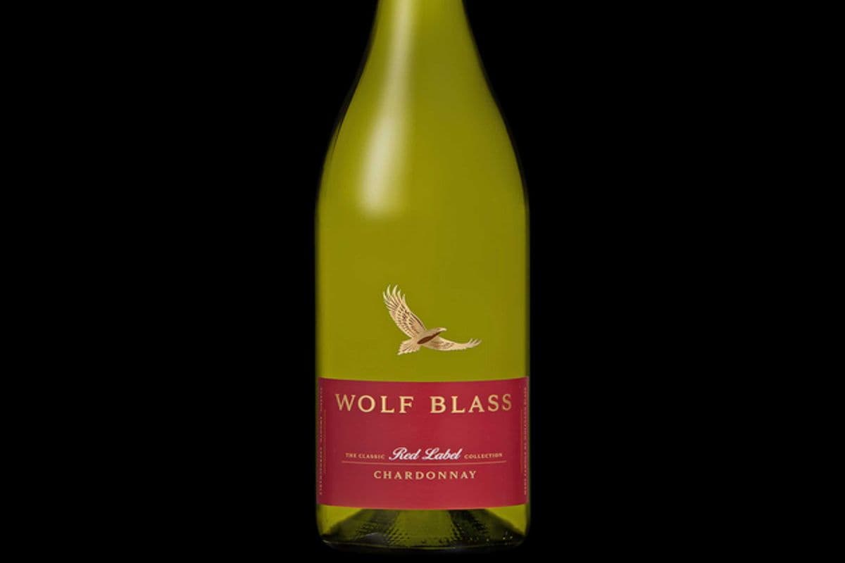WOLF BLASS RED LABEL CHARDONNAY (1 x 750 ML) (1 x 750 ML)