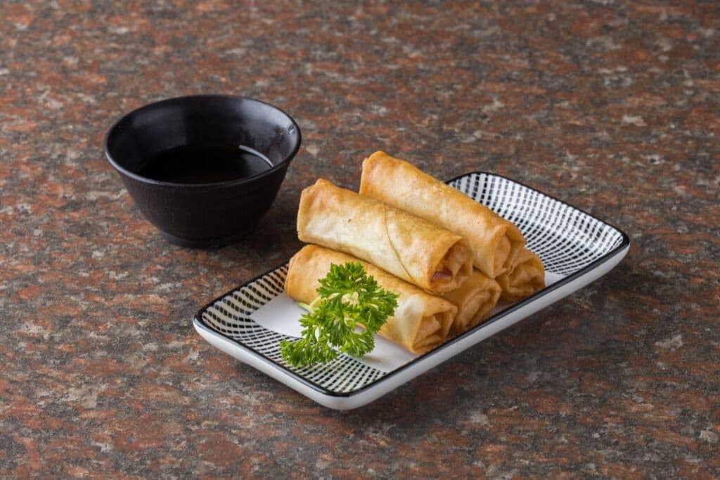 2. Vegetarian Spring Roll (5 pcs)