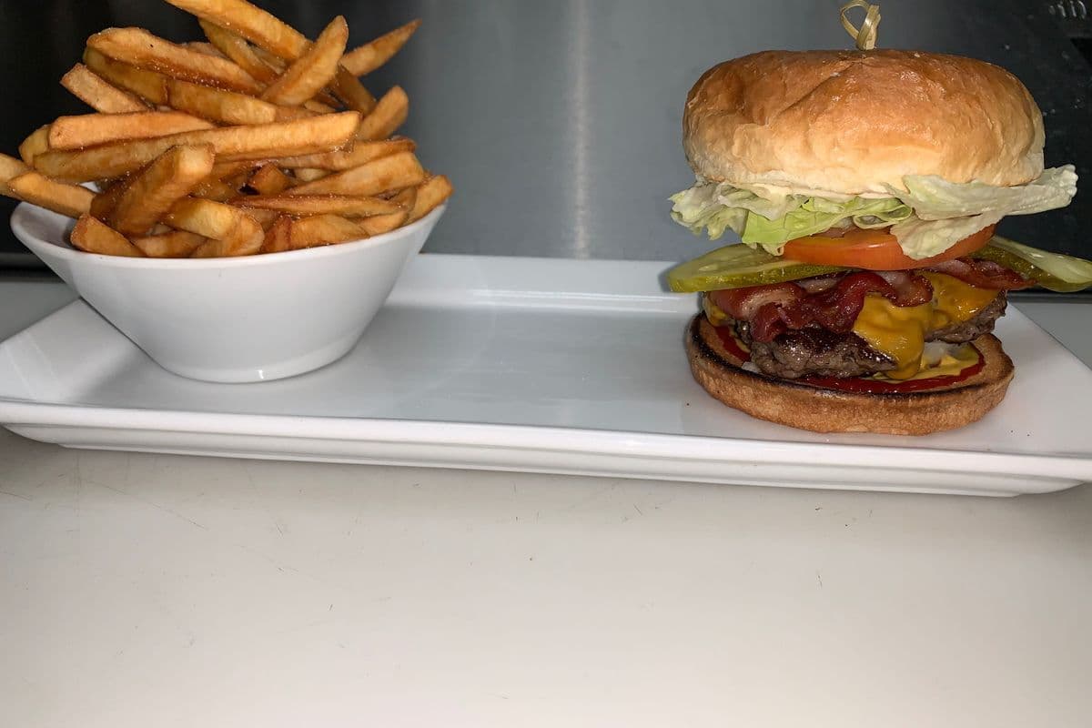 Bacon Cheeseburger