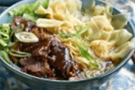 C4. Stewed Beef Brisket  Noodle Soup