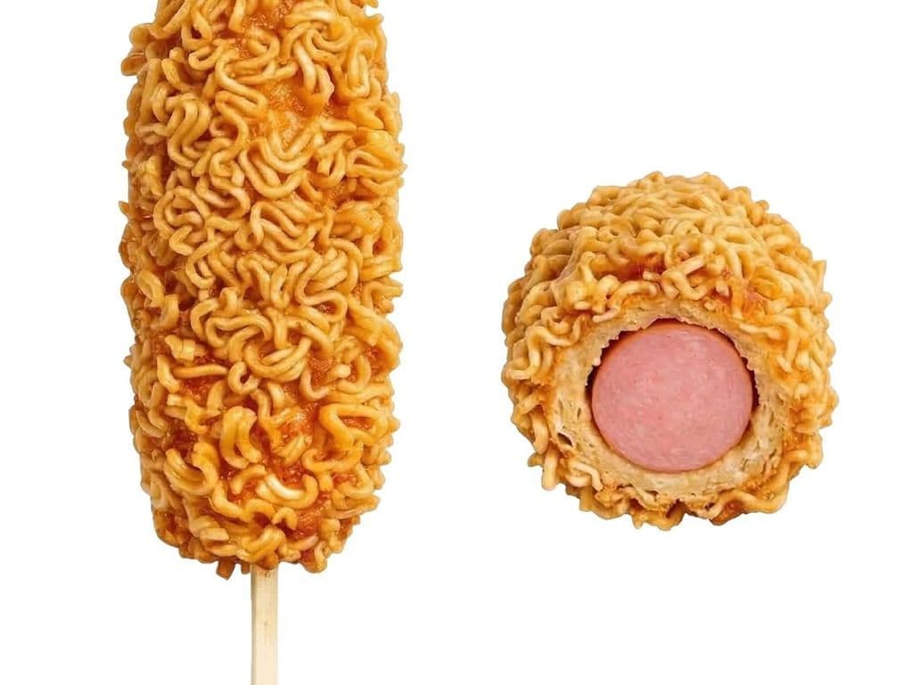 Ramen Corn Dog 라면 핫도그