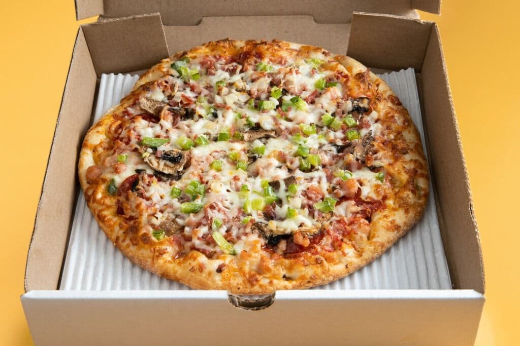 Large Deluxe Pizza