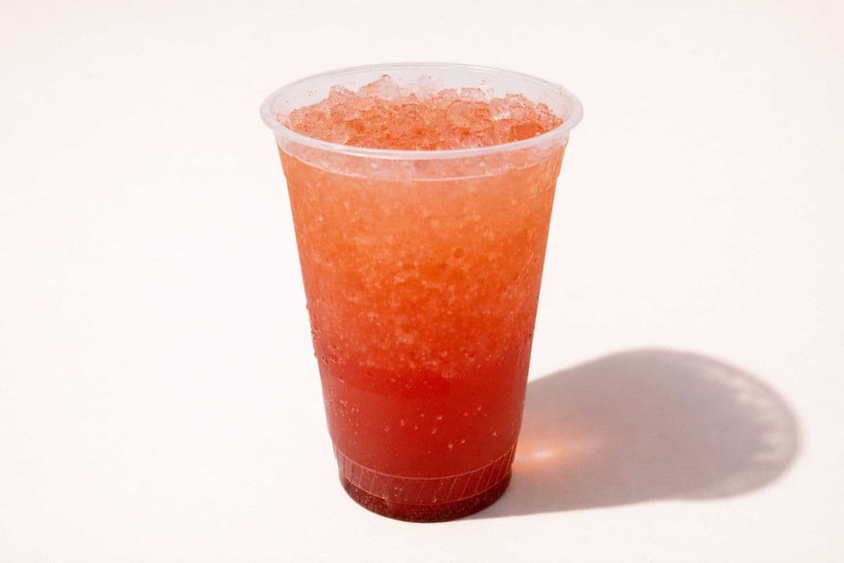 Sumac Berry Sparkling Lemonade (20 oz)