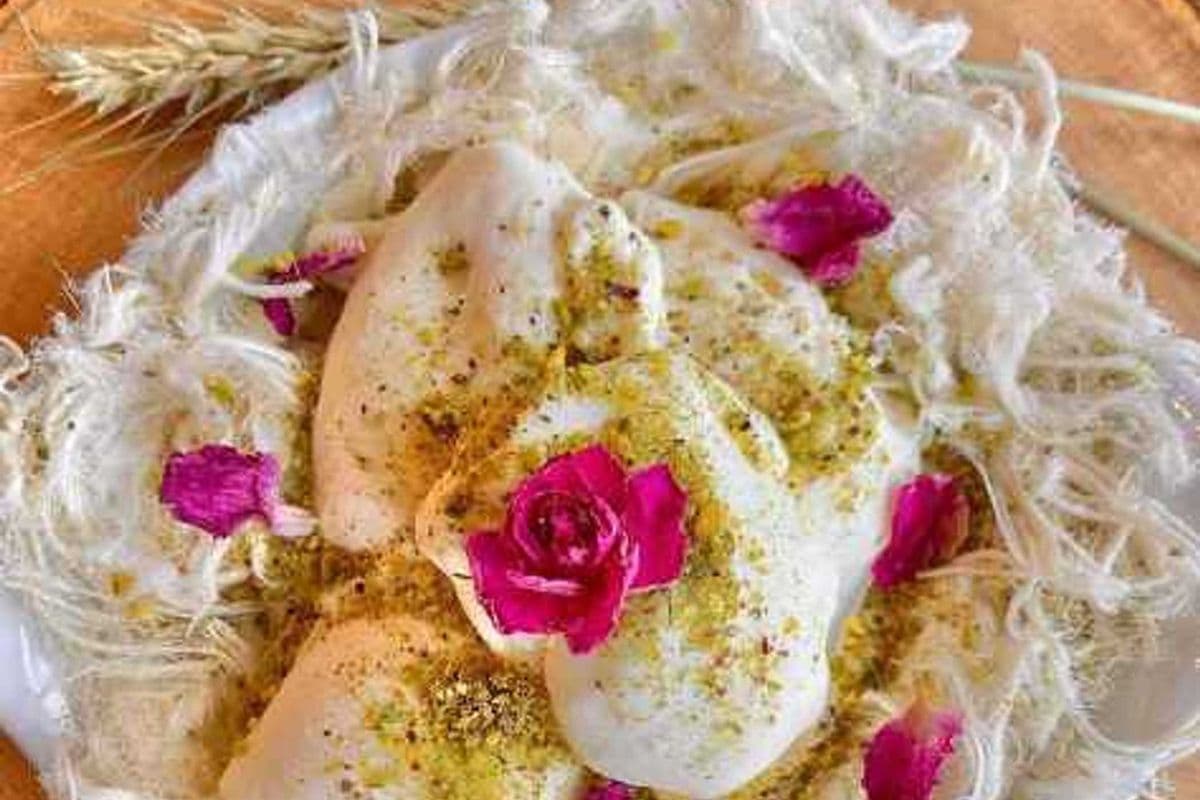 PHYNICIA Ashta Ice Cream