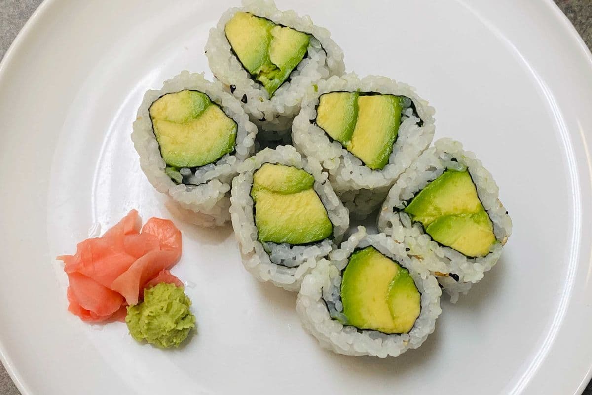C3. Avocado Roll