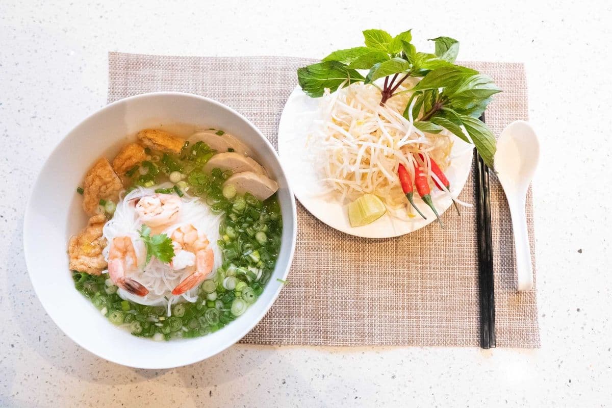 23. Special Phnom Penh-Style Noodles (Seafood, Ham and Noodle)
