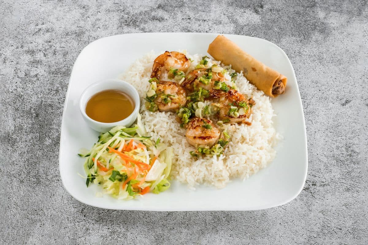 41. Rice with Grilled Shrimp and Spring Roll