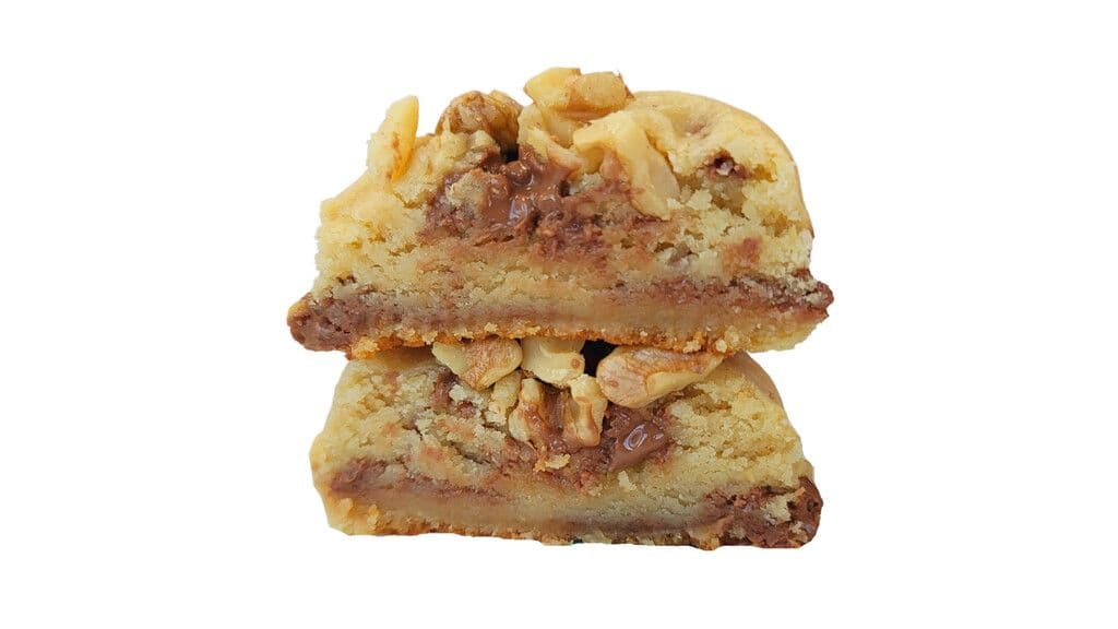 Biscuits au chocolat au lait et noix de grenoble / Milk Chocolate Chunk & Walnut Cookies