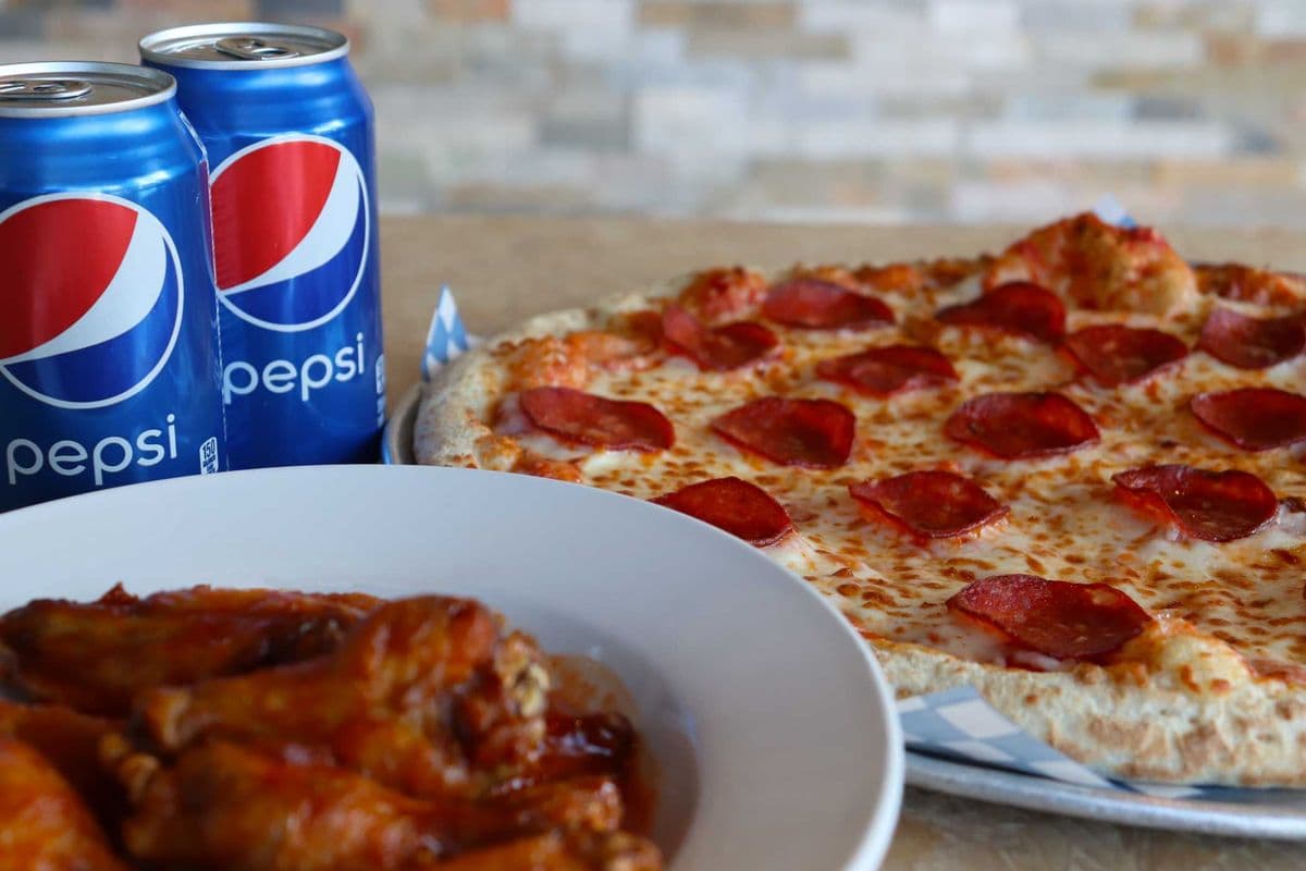 Medium Pizza ( 8 Slice )